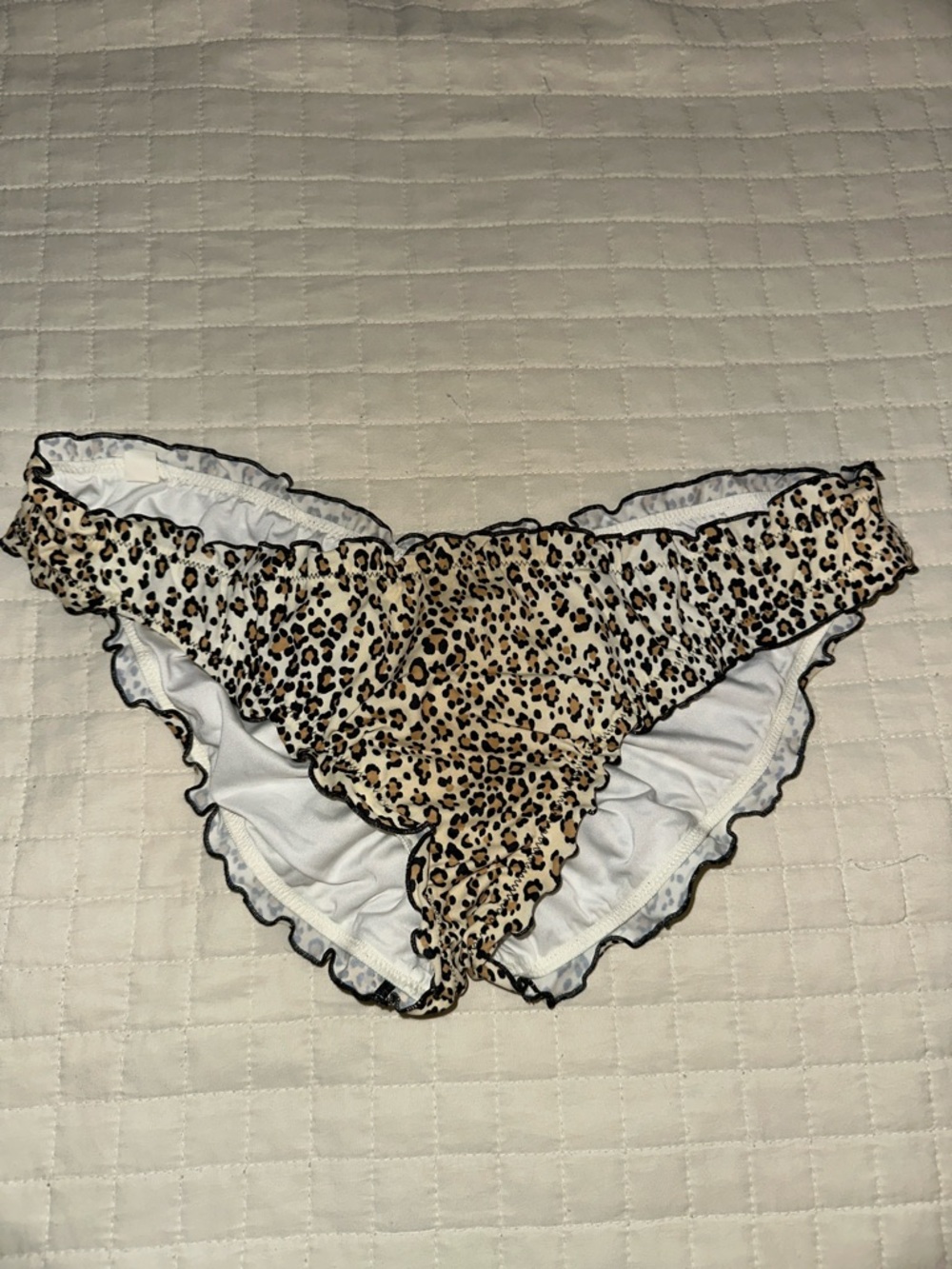 Victoria's Secret Leopard Print Ruffle Bikini Briefs - Beige & Black